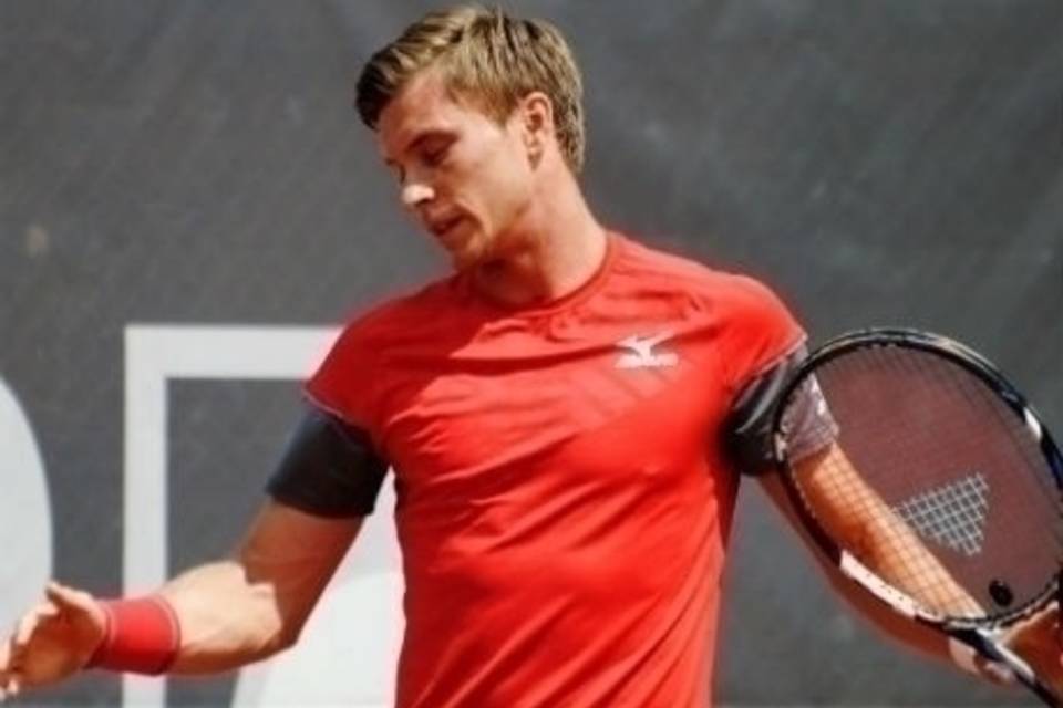 Волгоградский теннисист проиграл на турнире в Италии