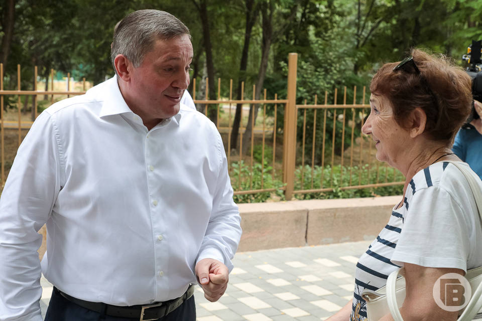 Губернатор Бочаров высказался за референдум в случае переименования населённых пунктов Волгоградской области