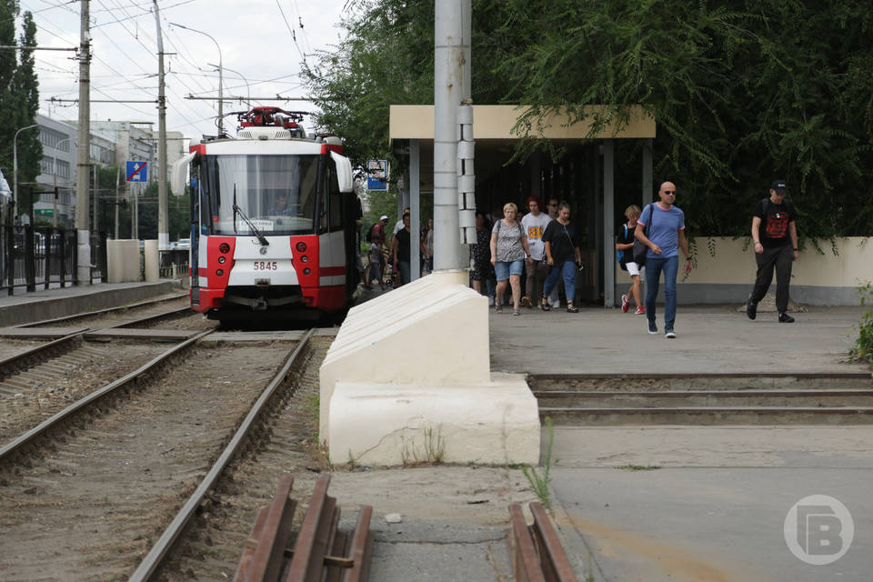 В Волгограде у ЦПКиО скоростной трамвай вернулся к обычному маршруту