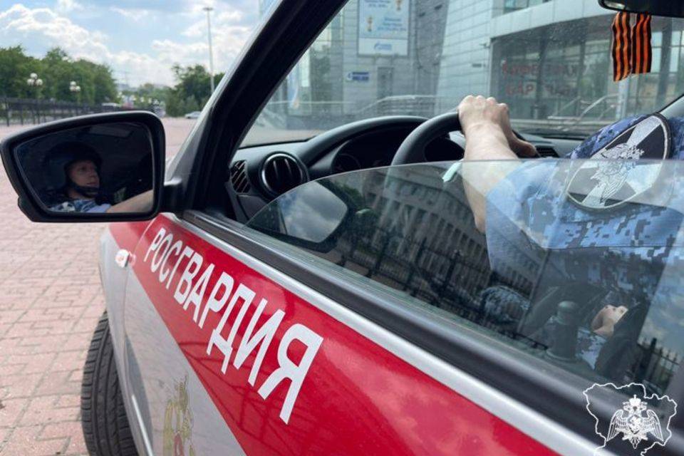 В Волгоградской области наемный работник украл у хозяйки зубные коронки