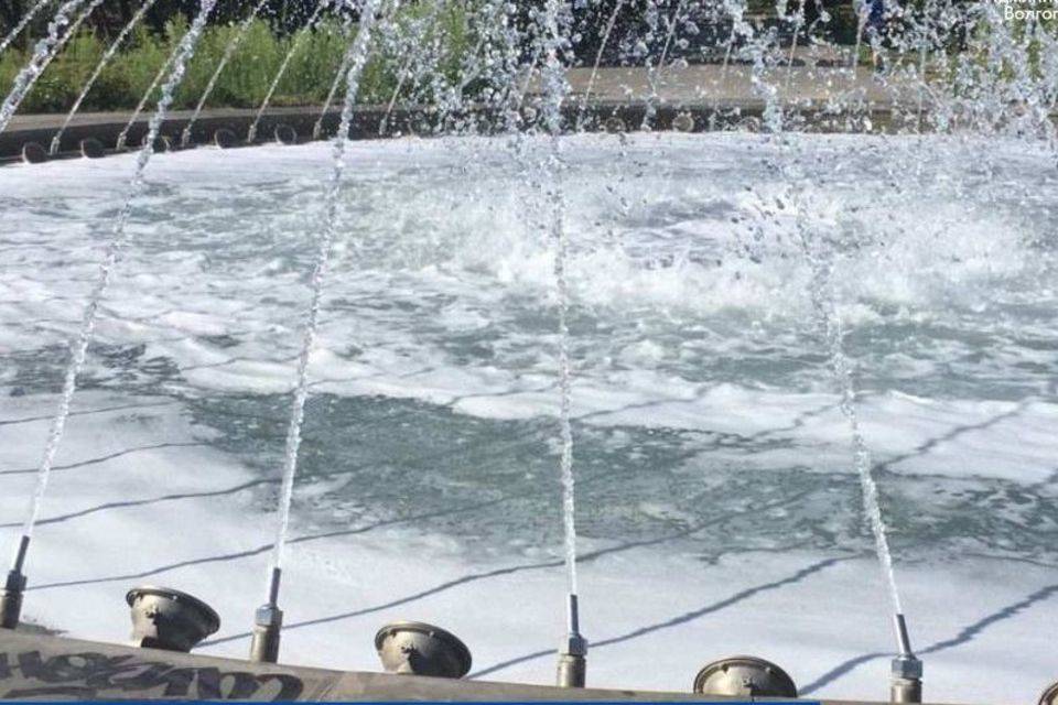 В Волгограде вандалы повредили фонтан в парке 70-летия Победы