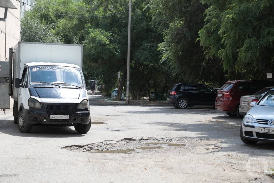 В Волгограде из-за утечки газа вспыхнул грузовик