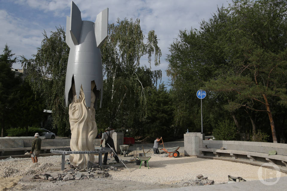 «Никому и в голову не пришло»: Александр Струков о попытке коммунистов возложить цветы к закрытому памятнику