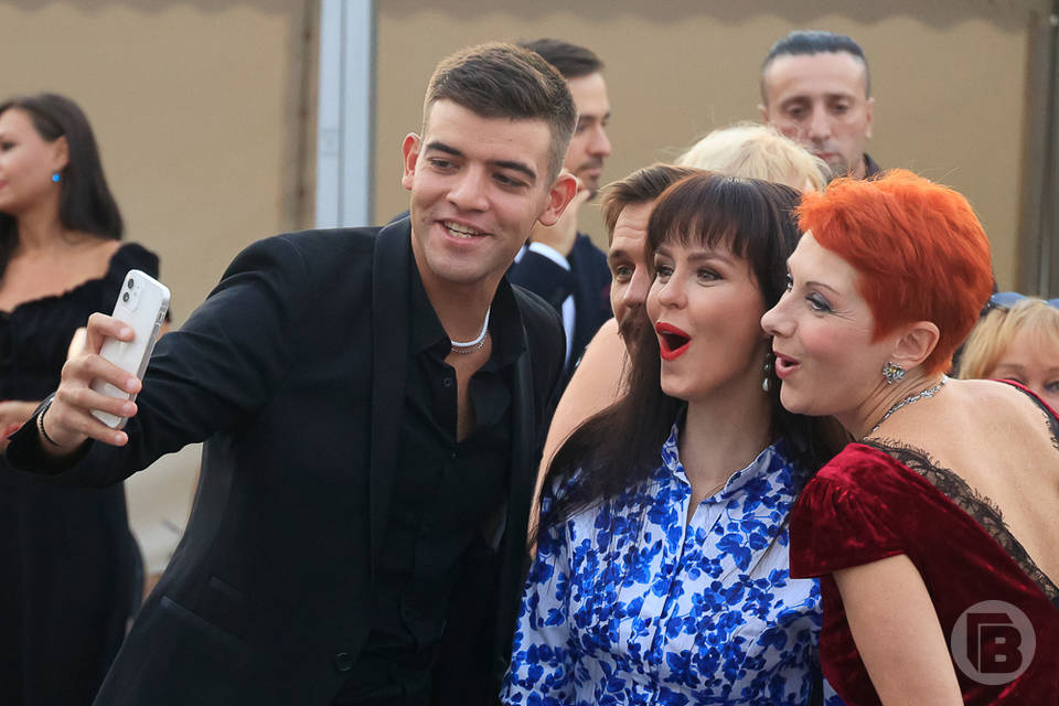 На фестиваль в Волгограде прибыли звезды кино