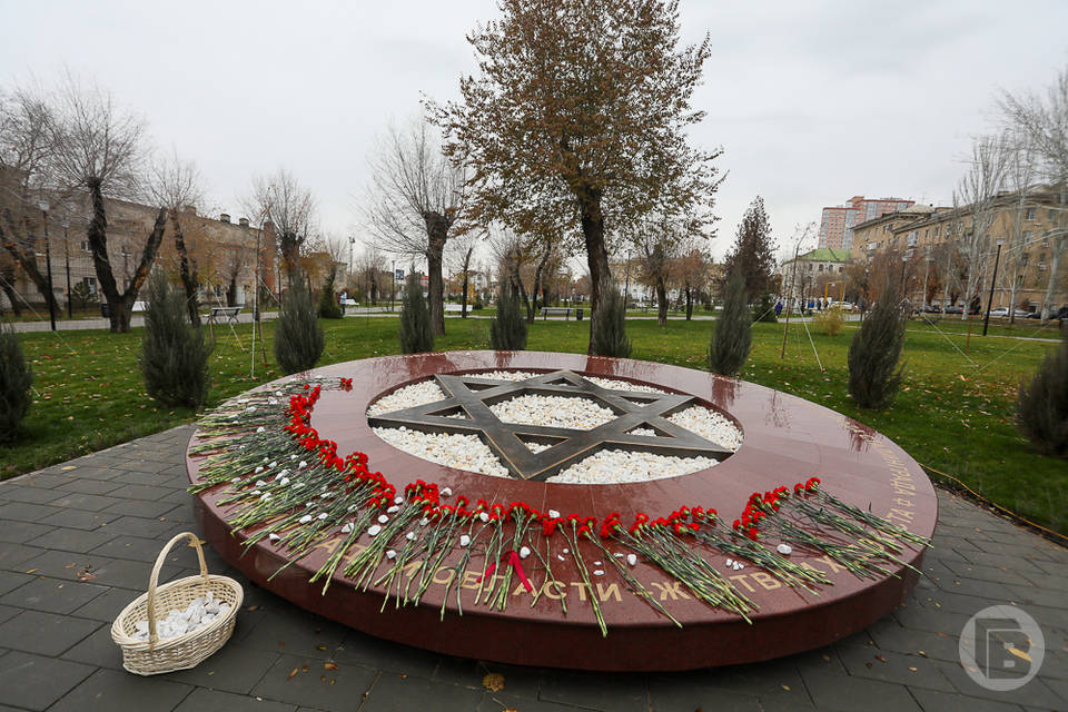 В Волгограде осудили 23-летнего осквернителя памятника
