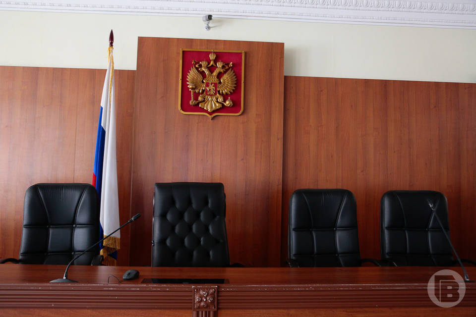 В Волгограде четверо инсценировщиков ДТП получили длительные сроки
