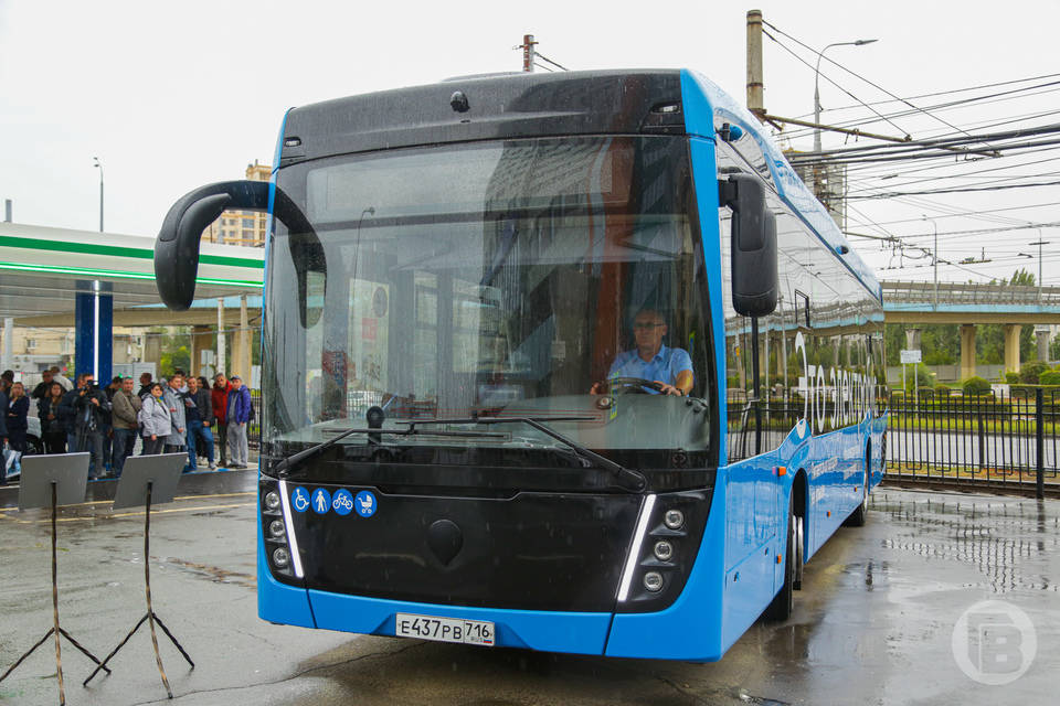 В Волгограде электробус перевез больше трех тысяч пассажиров за неделю