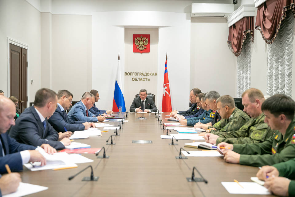 Губернатор Андрей Бочаров провел заседание призывной комиссии по частичной мобилизации в Волгоградской области