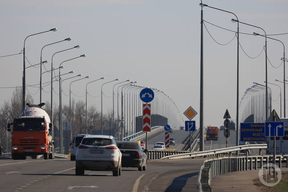 В Волгоградской области усиливают охрану важных объектов, заявил Андрей Бочаров