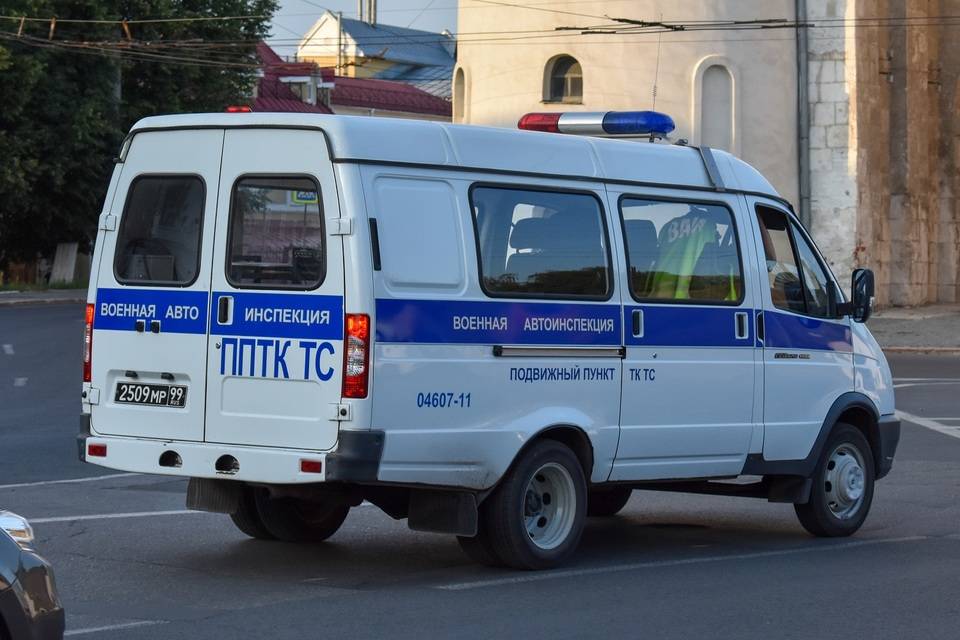 В Волгоградской области инспекторы проверили сотни военных автомобилей