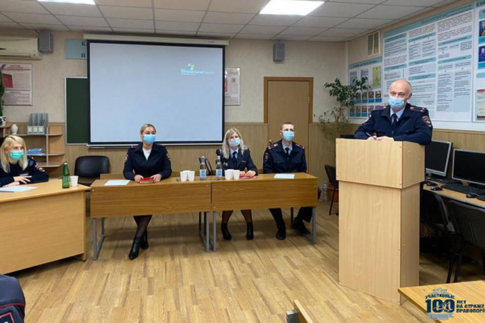 В Волгограде для студентов академии МВД открыли дискуссионную площадку