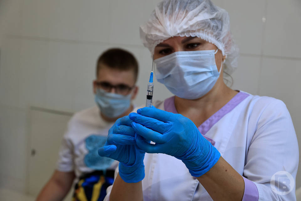 В Волгоградской области заболеваемость ОРВИ за неделю упала на 7%