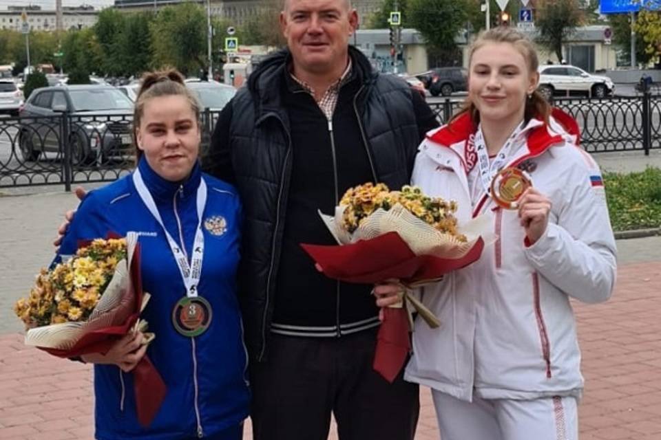 Две волгоградки завоевали медали Кубка мира по борьбе на поясах