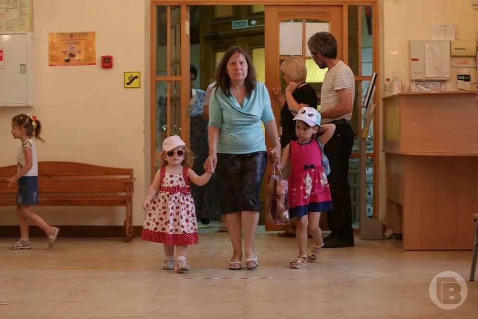 Федеральное пособие в Волгоградской области получают 85,7 тысячи родителей