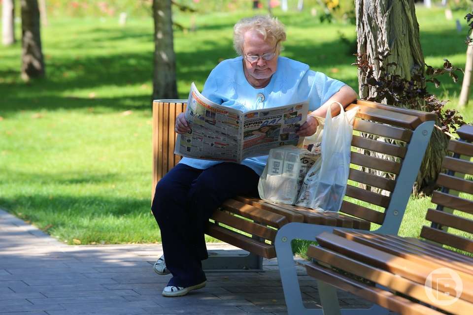 Пожилым волгоградцам, ухаживающим за родственниками, увеличат пенсию