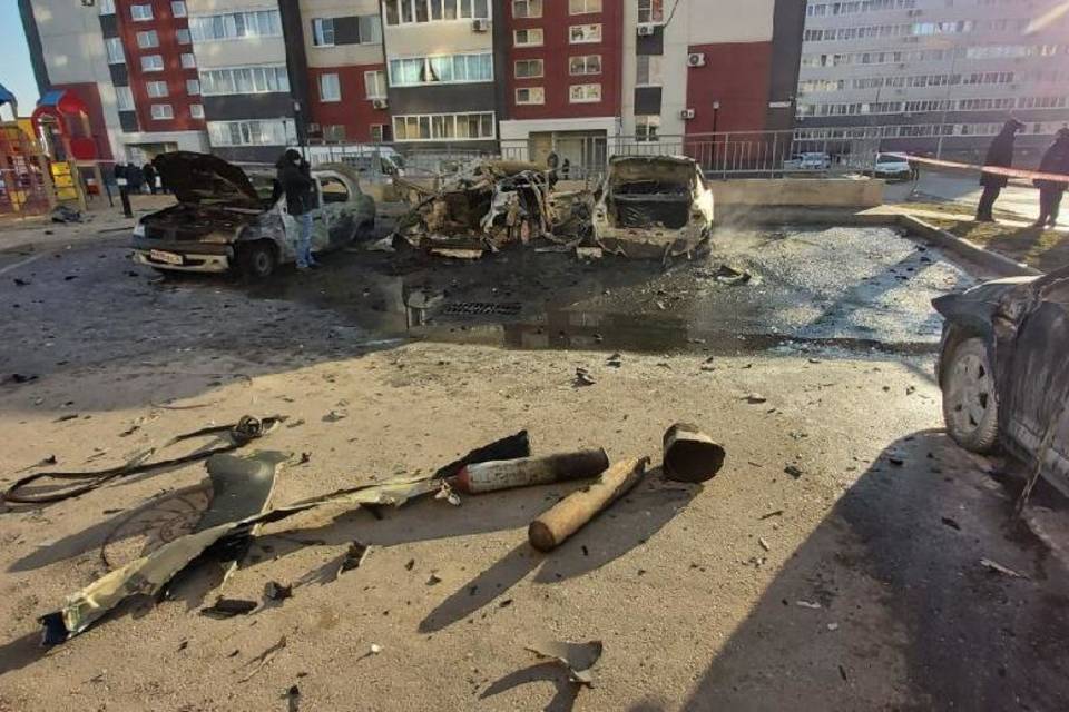 Взрыв газового баллона для сварочных работ мог стать причиной пожара в Волгограде