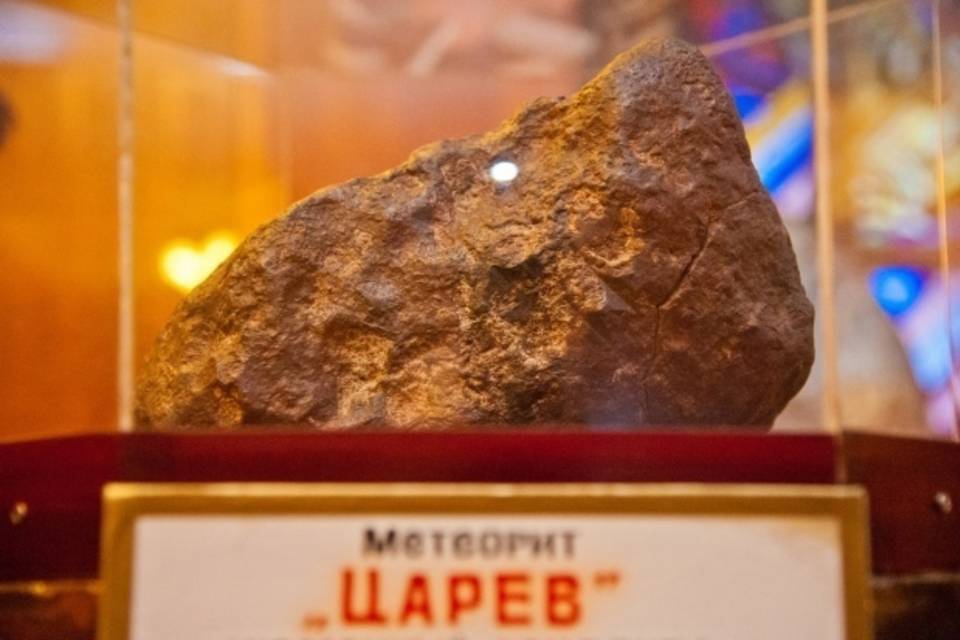 Осколок царевского метеорита покажут в планетарии Волгограда
