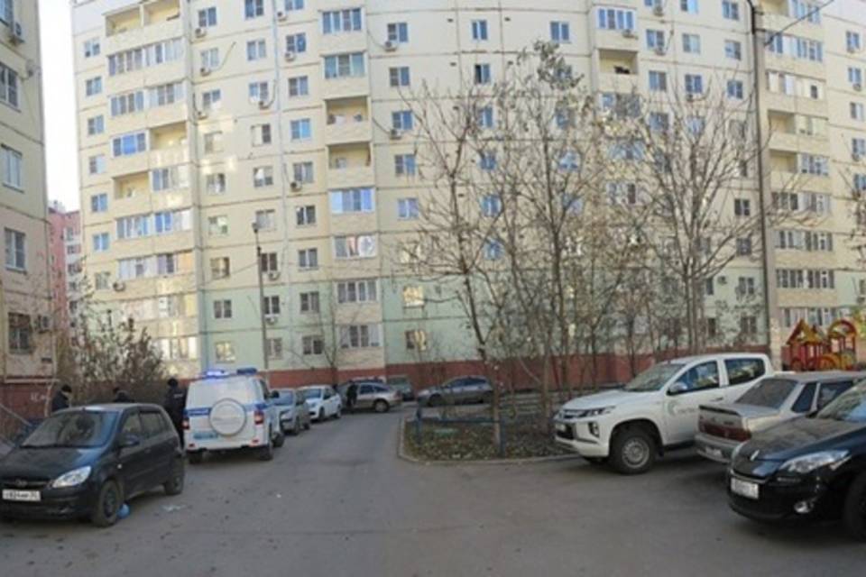 Астраханец убил друга и выбросил его труп рядом с многоэтажкой