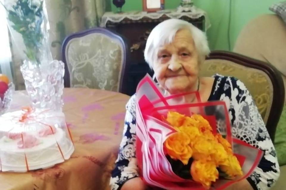 В Волгограде 98-й день рождения отмечает защитница Сталинграда Нина Чеснокова