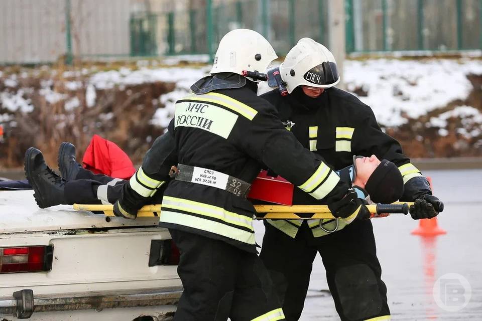 Тело человека нашли после пожара на дачах в Волгограде