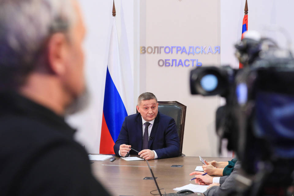 Бочаров заявил о том, что в бюджете региона ни одного рубля не было и не будет снято со статей по здравоохранению