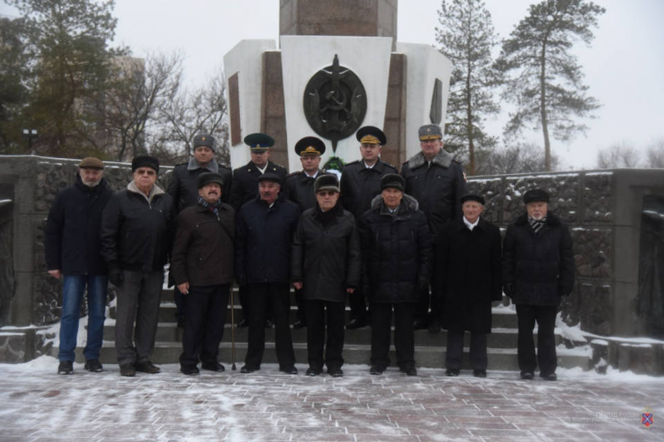 В Волгограде руководители силовых структур региона почтили память погибших защитников Сталинграда