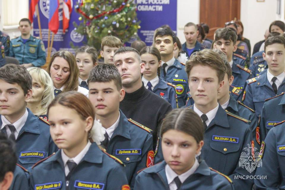 Волгоградские спасатели будут сотрудничать со школами
