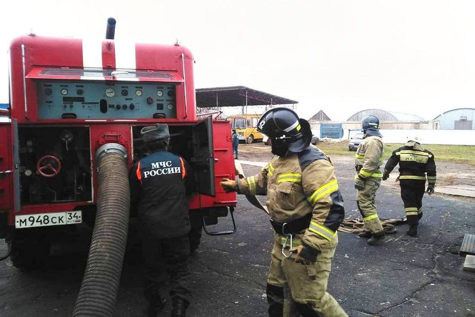 Готовность опорных пунктов по тушению крупных пожаров проверяют в Волгоградской области