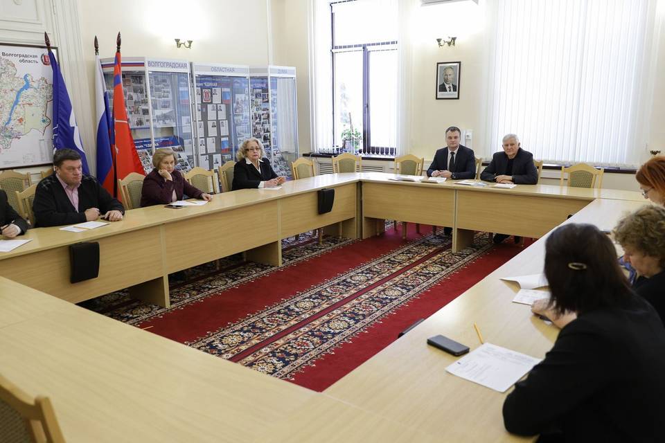 В Совет по социальному развитию при Волгоградской облдуме пригласили рядовых жителей