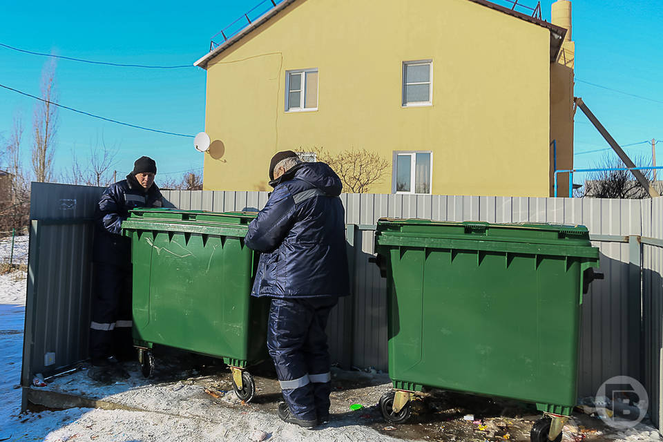 Волгоградец зарезал друга и спрятал его тело в мусорном контейнере