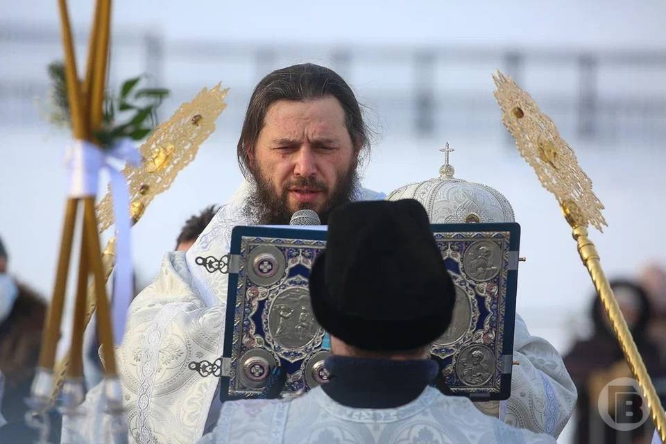 В Волгограде митрополит Феодор в Крещение совершит литургию в Александро-Невском соборе