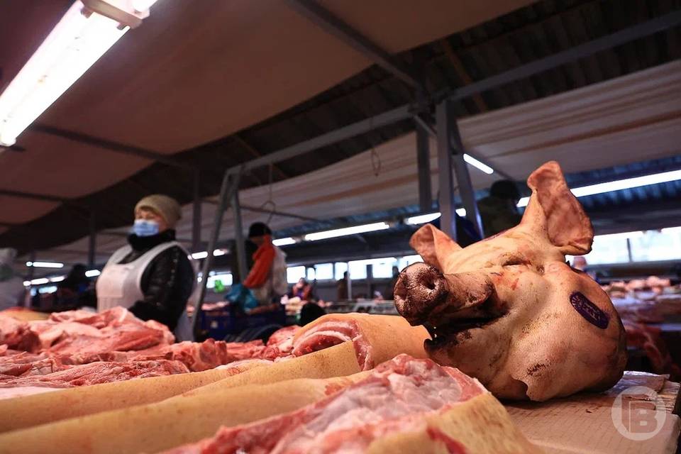 В Михайловке хотели продать 80 кг свинины без указания ее состава