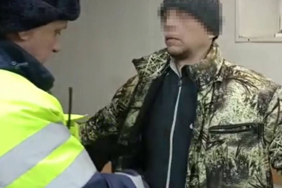 Под Волгоградом задержали уголовника с наркотиками