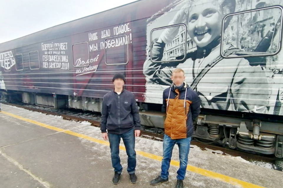 В Волгограде осужденных вывели на экскурсию по Аллее Героев и Мамаеву кургану