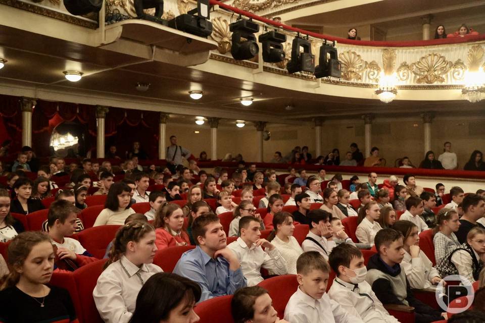 148 тысяч молодых волгоградцев оформили «Пушкинскую карту»
