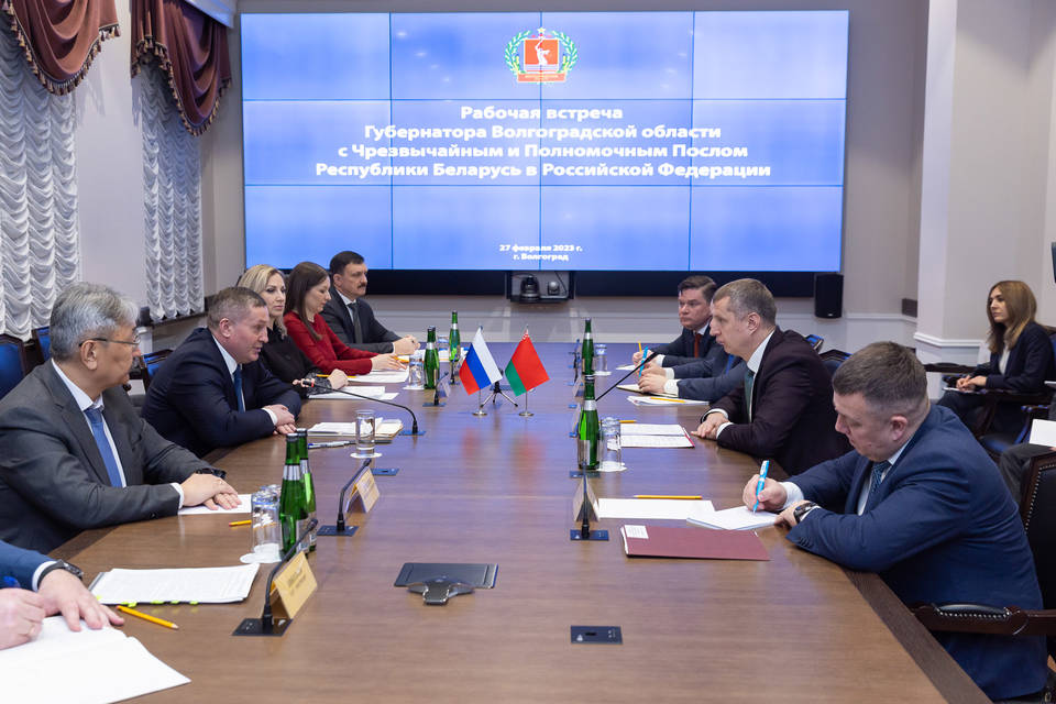 Андрей Бочаров встретился с послом Республики Беларусь