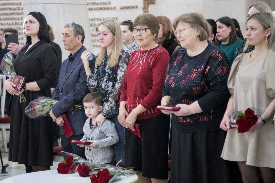 Ордена Мужества вручили родным погибших участников СВО из Камышина