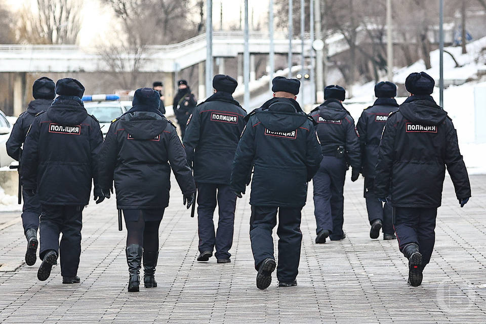 В Волгоградской области ищут полицейских