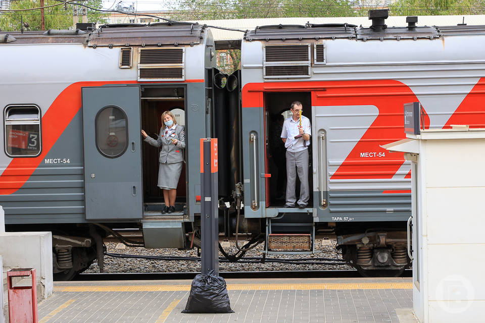 Железнодорожный переезд под Волгоградом закроют на несколько дней