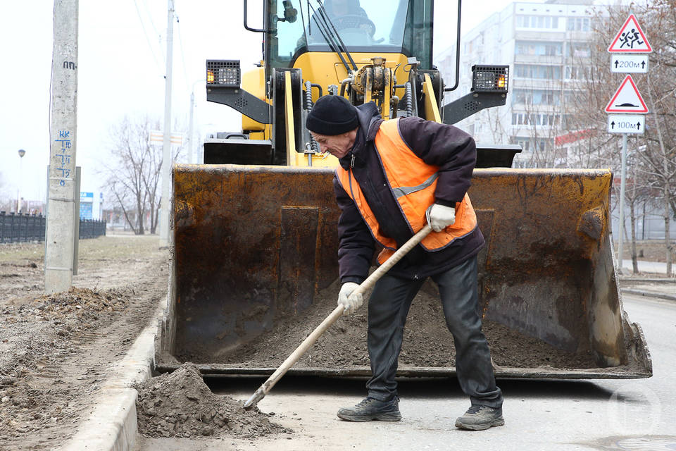 Мужчин чуть больше: в Волгоградской области посчитали рабочую силу