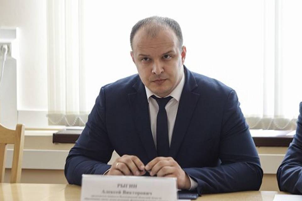 Председатель волгоградского облкомобразования может войти в состав Молодежного парламента при Госдуме