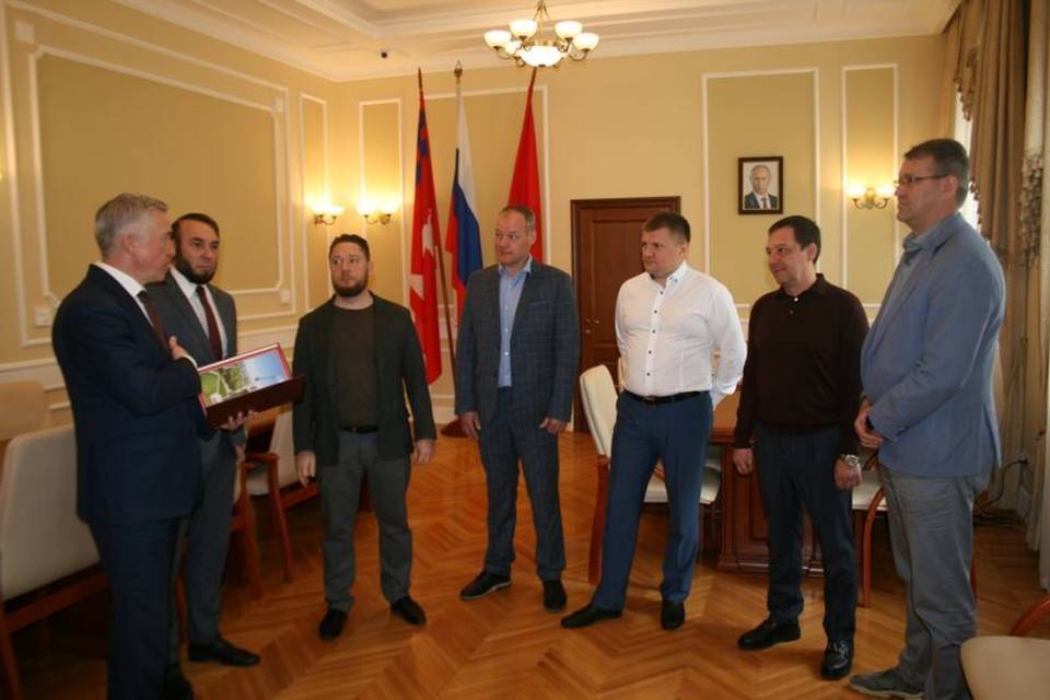 Волгоградских бизнесменов наградили за помощь участникам спецоперации