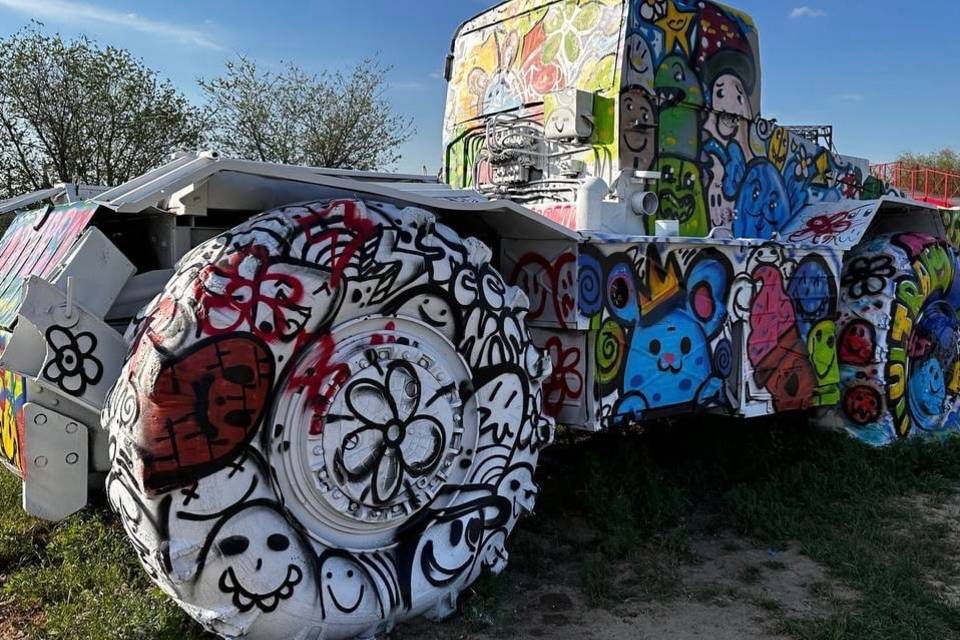 Волгоградцев наградят за самый креативный снимок на фоне разрисованного грузовика