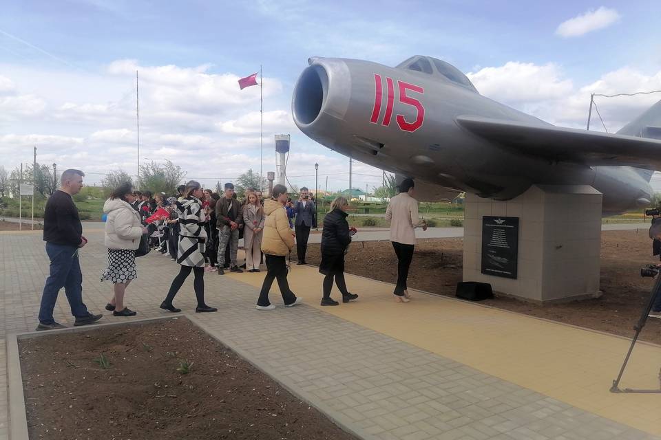 В Ольховском районе заложили Аллею памяти летчиков, погибших под Сталинградом