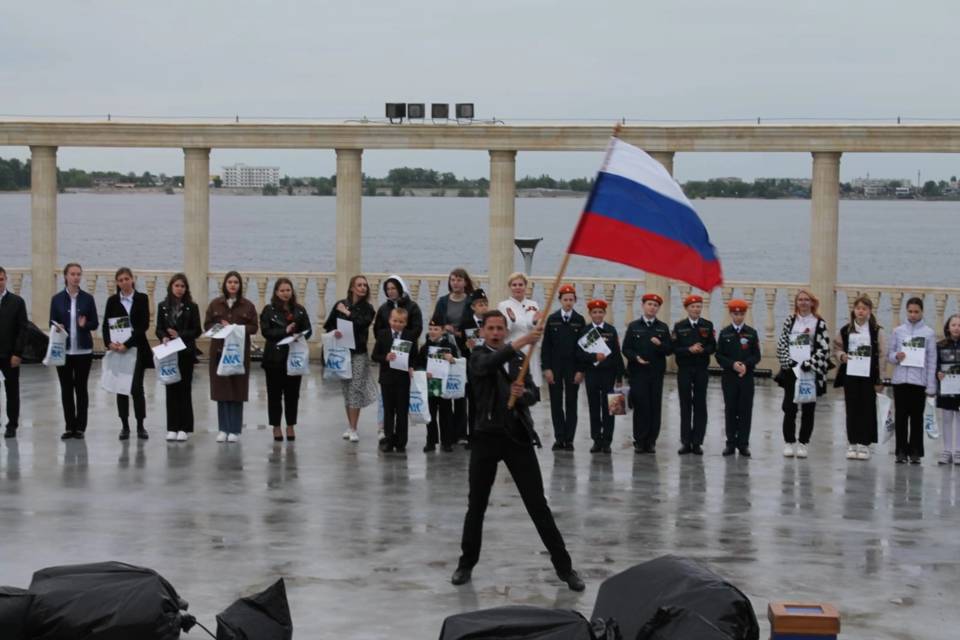 В Волгограде состоялся гала-концерт Волгоградской патриотической акции «Луганская акация»
