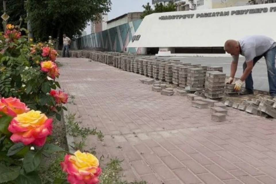 В Волгограде приступили к заключительному этапу реставрации памятника морякам-североморцам