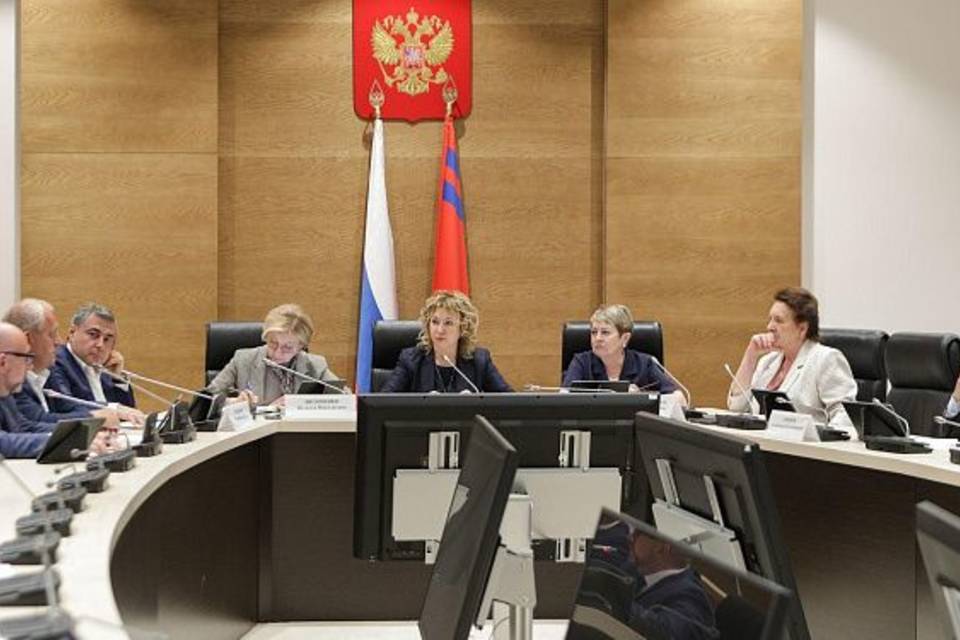 В Волгоградской области обсудили льготы для семей участников СВО