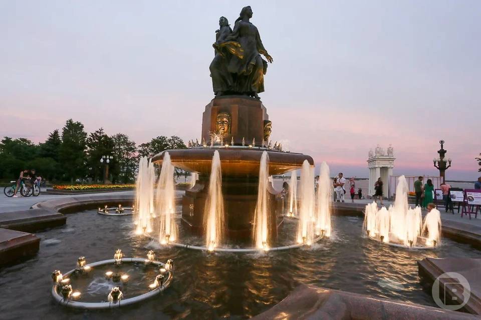 Каждые выходные в Волгограде будут проходить творческие вечера на набережной