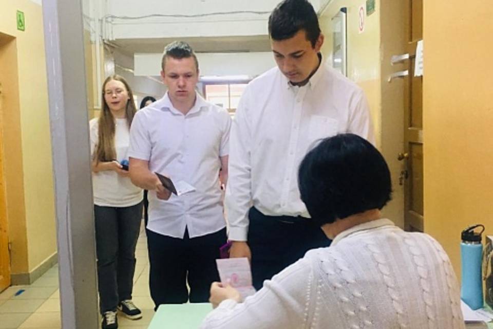 3087 выпускников Волгоградской области сдают ЕГЭ по истории и физике