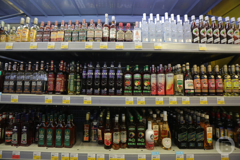 Запрет на продажу алкоголя 12 июня ввели под Волгоградом